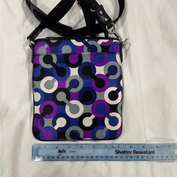 Vintage Coach Crossbody - Picture 3 of 10